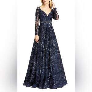 Mac Duggal Long Sleeve Embellished Evening Gown NWT 67113